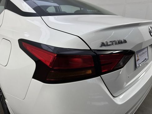 Certified 2024 Nissan Altima 2.5 SV image 31