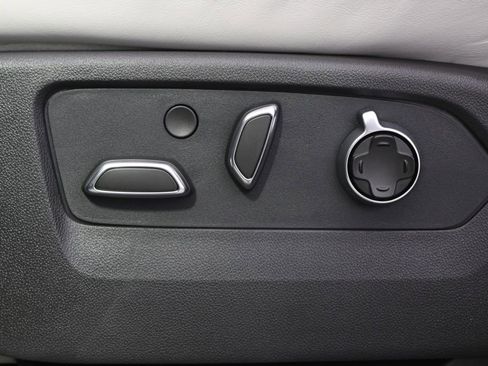 New 2025 Cadillac Escalade Sport Platinum w/ LPO, Floor Liner Package image 14