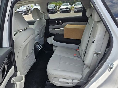 New 2025 Kia Sorento S w/ Panoramic Sunroof Package image 5