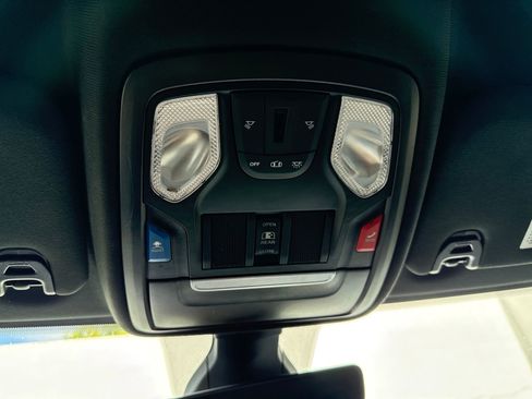 Used 2022 RAM 3500 Big Horn w/ Level C Equiment Group AWD/4WD image 21