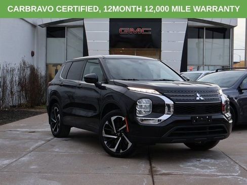 Used 2022 Mitsubishi Outlander ES image 1