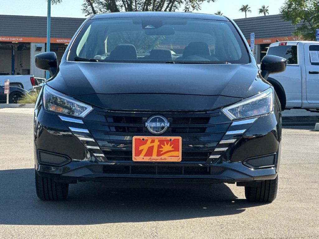 Used 2025 Nissan Versa SV FWD image 8
