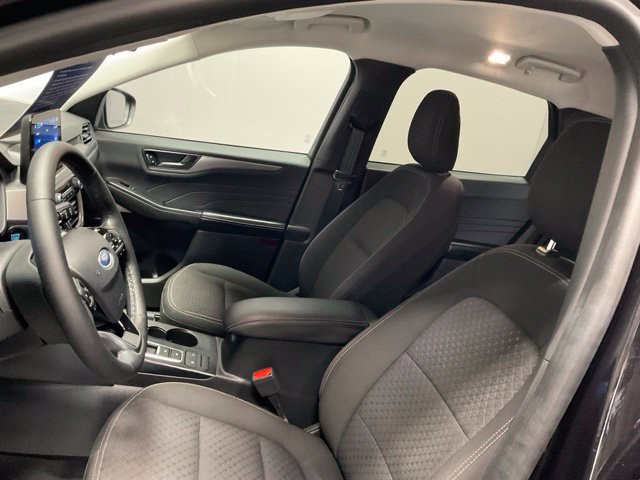 Used 2023 Ford Escape Active AWD/4WD image 16