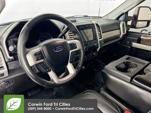 Used 2017 Ford F350 Lariat w/ Lariat Ultimate Package image 3