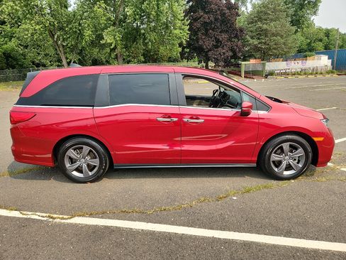 Used 2023 Honda Odyssey EX image 7