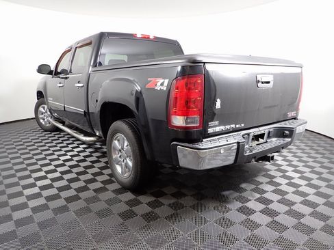 Used 2011 GMC Sierra 1500 SLE w/ Power Tech Package image 9