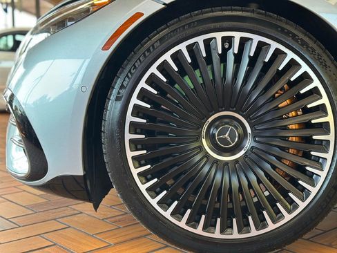 Used 2023 Mercedes-Benz EQS AMG 4MATIC image 8