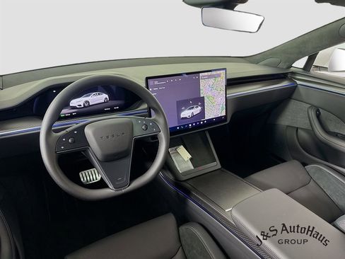Used 2026 Tesla Model S Plaid AWD/4WD image 30
