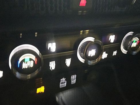 Used 2024 Honda CR-V EX-L image 13