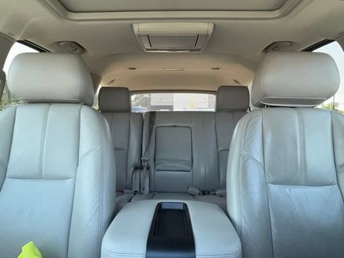 Used 2012 GMC Yukon 4WD Hybrid image 31