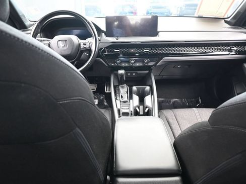 Used 2024 Honda Accord Sport image 41