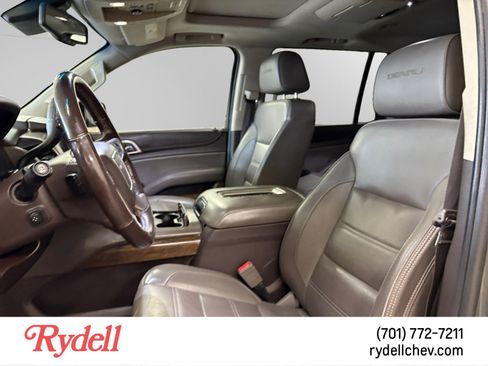 Used 2018 GMC Yukon XL Denali w/ Open Road Package AWD/4WD image 5