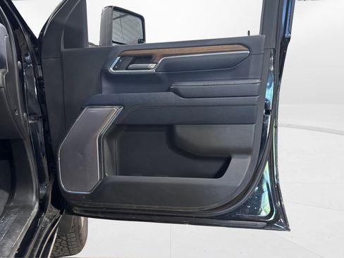 Used 2024 Chevrolet Silverado 3500 High Country w/ High Country Premium Package image 44