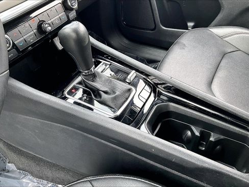 Used 2024 Jeep Compass Limited image 14