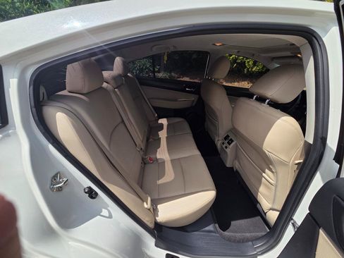 Used 2015 Subaru Legacy 2.5i Limited AWD/4WD image 17