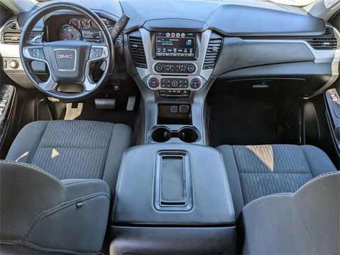 Used 2019 GMC Yukon SLE w/ SLE Value Package image 27