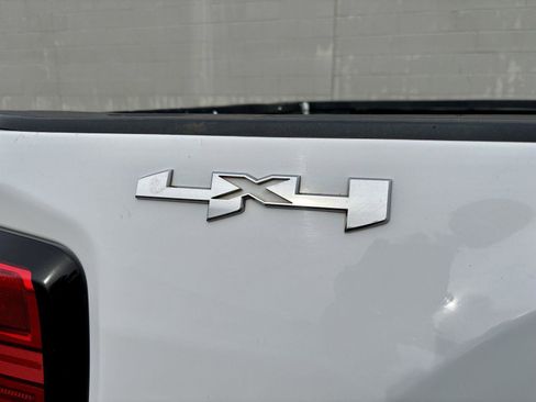 Used 2021 GMC Sierra 2500 SLE w/ SLE Value Package; image 21