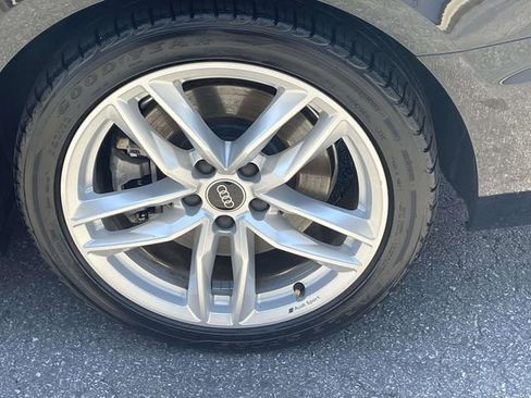 Used 2024 Audi A4 2.0T Premium Plus AWD/4WD image 4