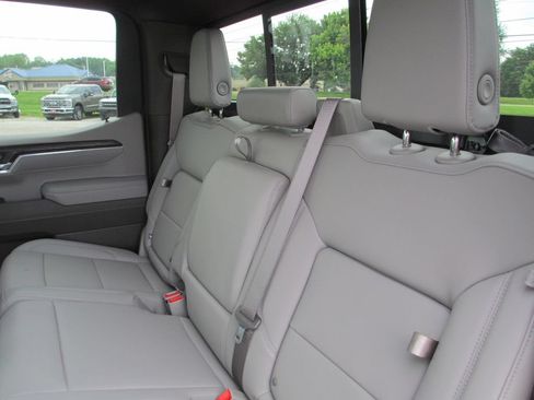 New 2026 GMC Sierra 1500 SLT w/ SLT Premium Plus Package AWD/4WD image 16