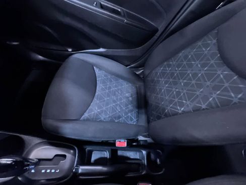 Used 2019 Chevrolet Spark LT image 27