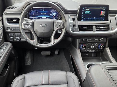 Used 2024 Chevrolet Suburban RST image 13