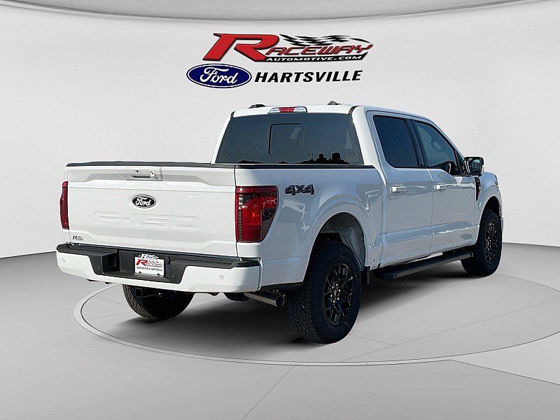 Used 2024 Chevrolet Silverado 1500 LT Trail Boss w/ Convenience Package II AWD/4WD image 5