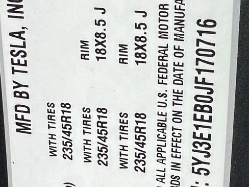 Used 2018 Tesla Model 3 Long Range image 13