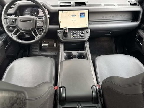 Certified 2026 Land Rover Defender 110 OCTA AWD/4WD image 17