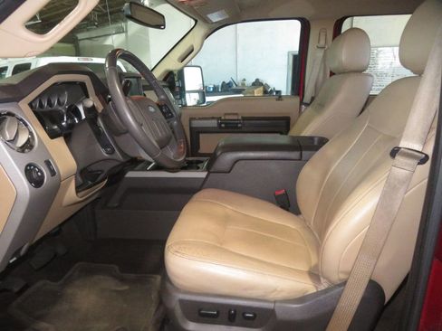 Used 2015 Ford F250 Lariat w/ Lariat Interior Package AWD/4WD image 19