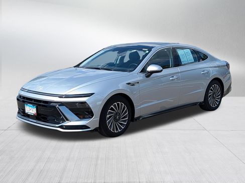 Certified 2026 Hyundai Sonata SEL FWD image 3