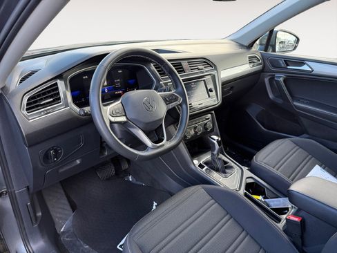 Certified 2023 Volkswagen Tiguan S image 15