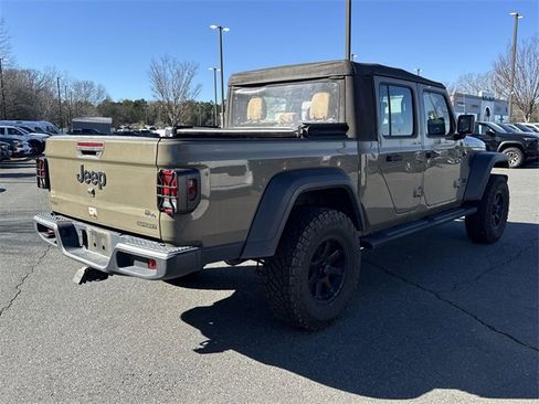 Used 2020 Jeep Gladiator Sport image 5