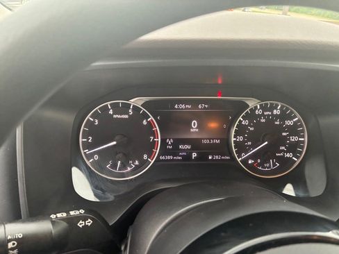 Used 2023 Nissan Rogue SV AWD/4WD image 13