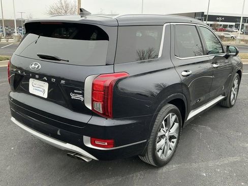 Used 2022 Hyundai Palisade Limited w/ Winter Package image 3