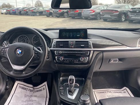 Used 2017 BMW 330i xDrive Sedan AWD/4WD image 5