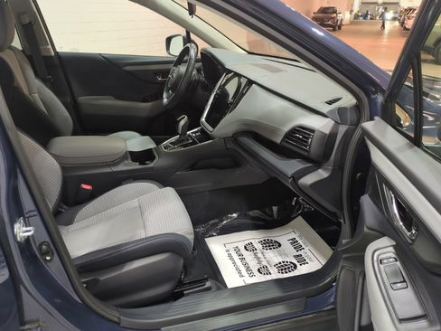 Certified 2024 Subaru Outback Premium AWD/4WD image 9