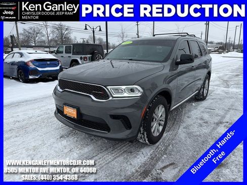 Certified 2023 Dodge Durango SXT image 3