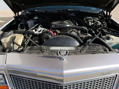 Used 1987 Cadillac Brougham image 12