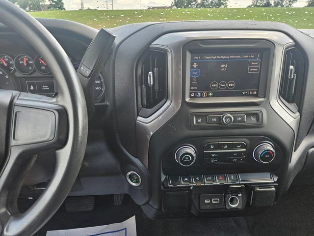 Used 2023 Chevrolet Silverado 1500 Custom w/ LPO, Dark Essentials Package AWD/4WD image 17