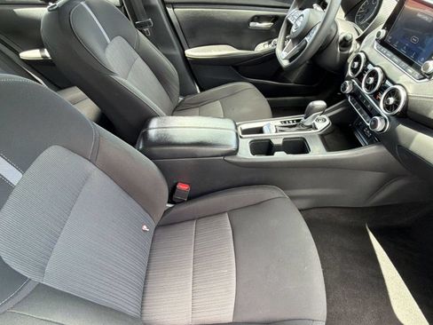 Used 2025 Nissan Sentra SV FWD image 26