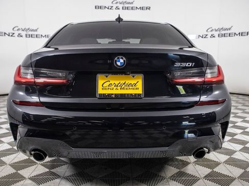 Used 2021 BMW 330i Sedan w/ M Sport Package image 8