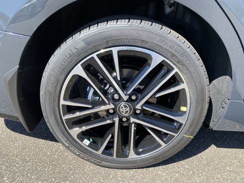 New 2026 Toyota Camry XLE AWD/4WD image 14