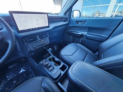 Used 2025 Ford Maverick Lobo image 19