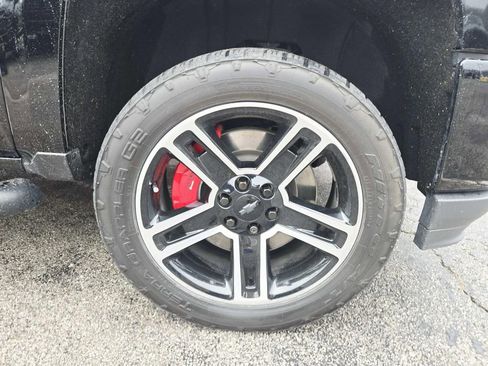 Used 2018 Chevrolet Silverado 1500 LTZ Z71 w/ LTZ Plus Package image 18