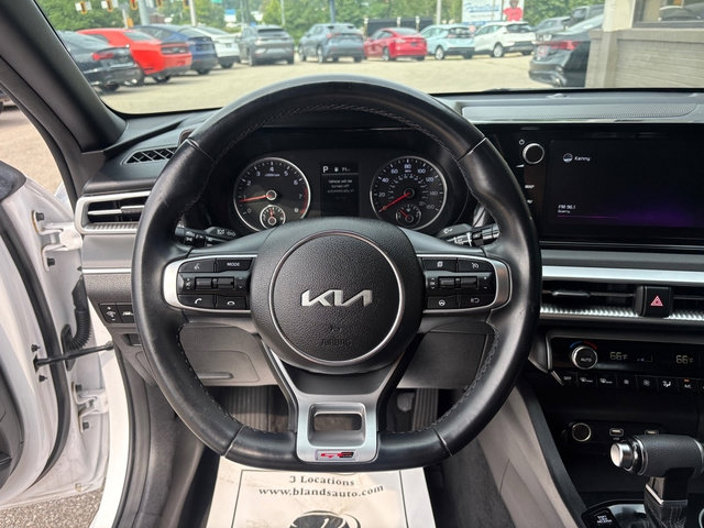 Used 2022 Kia K5 GT-Line AWD/4WD image 23