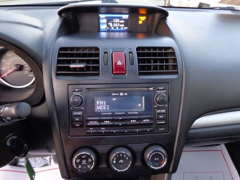 Used 2015 Subaru Forester 2.5i Premium w/ All-Weather Package image 25