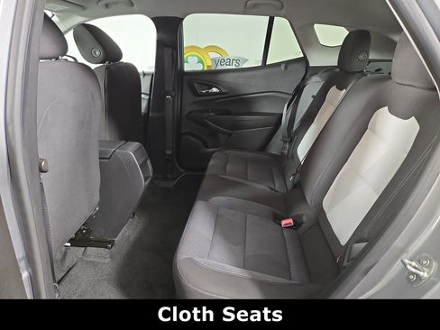 Certified 2024 Chevrolet Trax LS w/ LS Convenience Package FWD image 12
