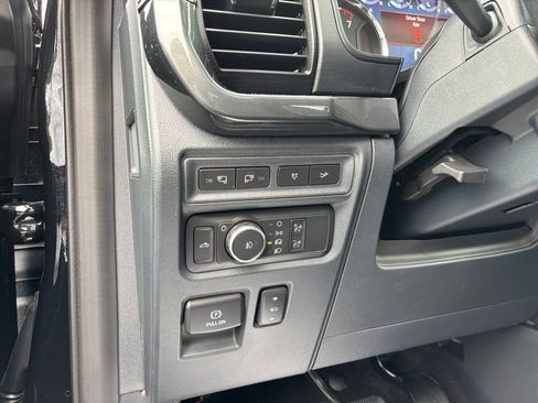 Used 2022 Ford F150 XLT w/ Equipment Group 302A High AWD/4WD image 19