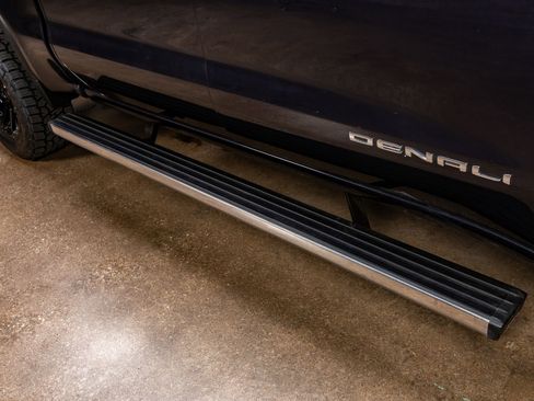 Used 2024 GMC Sierra 1500 Denali w/ Denali Reserve Package image 13