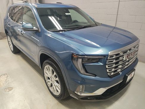 New 2026 GMC Acadia Denali w/ Super Cruise Package image 5